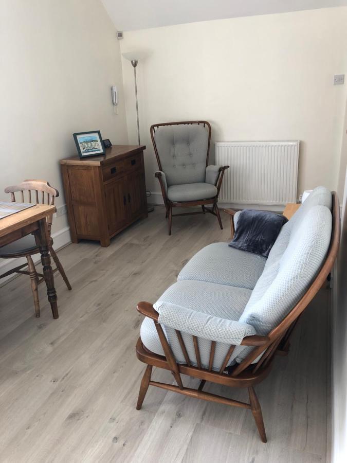 Strathmore Bed & Breakfast Dover Bagian luar foto