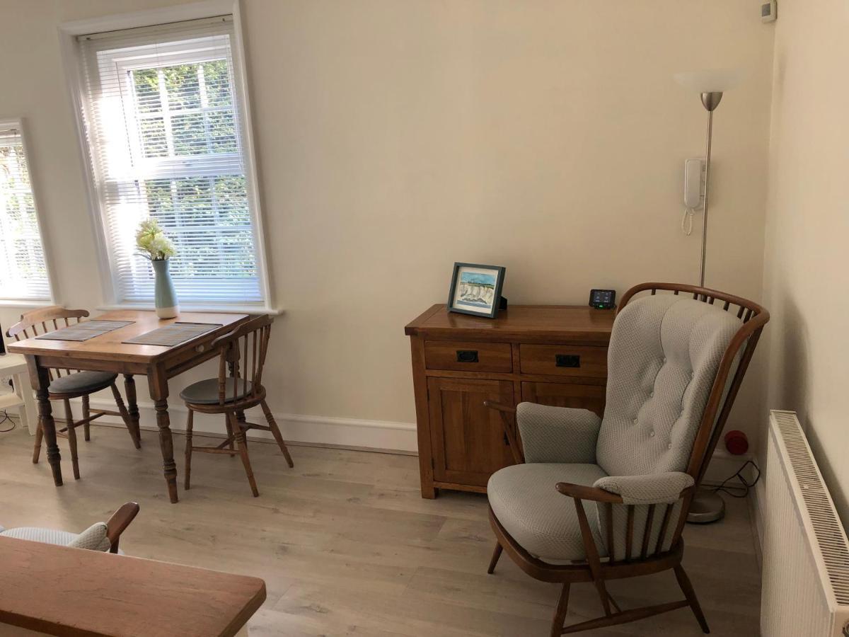 Strathmore Bed & Breakfast Dover Bagian luar foto