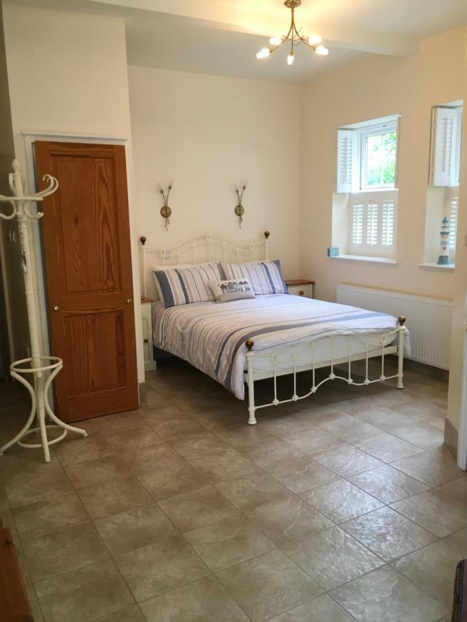 Strathmore Bed & Breakfast Dover Bagian luar foto
